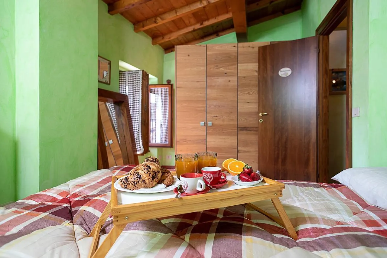 Countryhouse Nocino - Regarda Travel Lazise