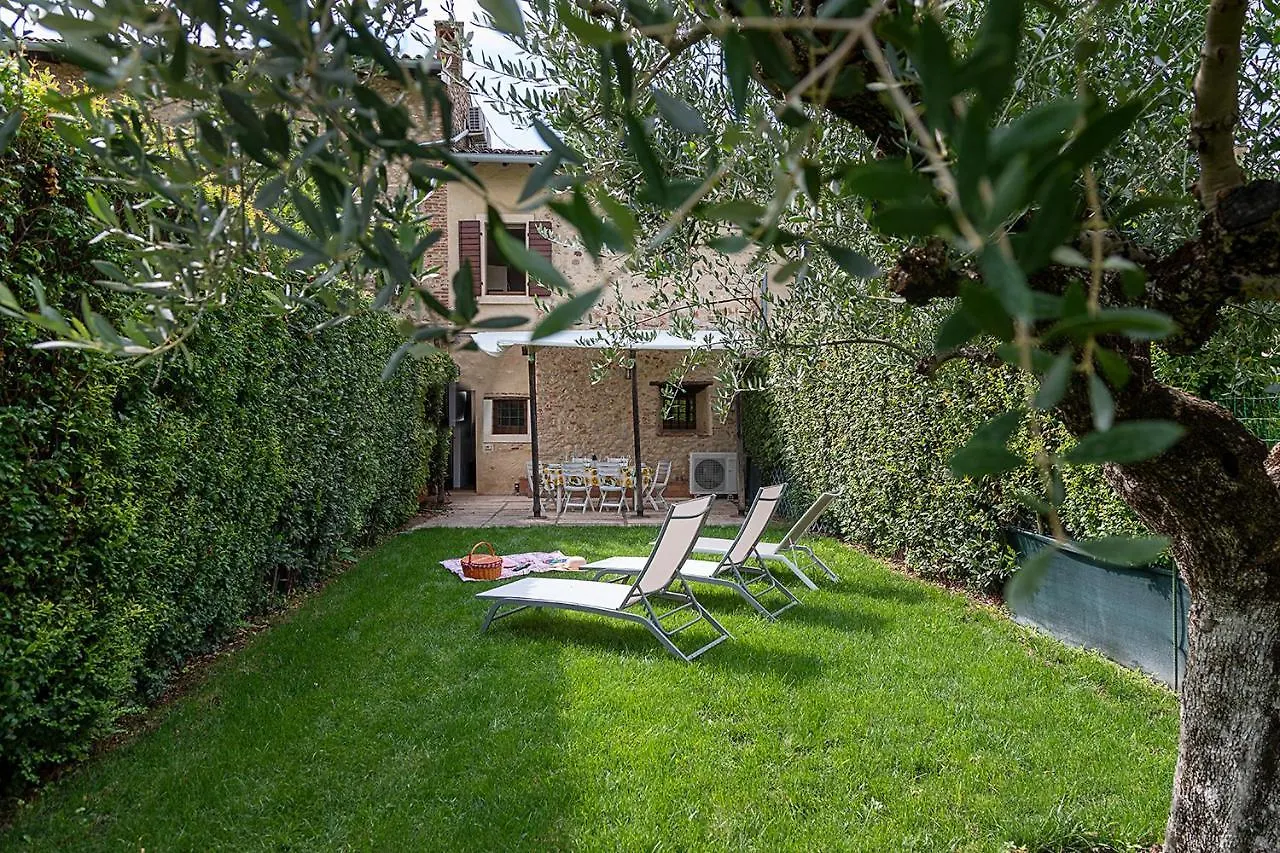 Countryhouse Nocino - Regarda Travel Lazise